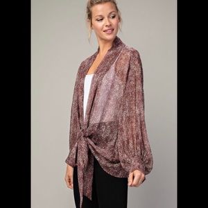 🌷LAST 1!Medium Burgundy Zig-Zag Sheer Kimono NWT
